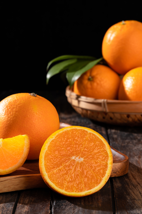 新鲜当季现摘超甜橙子实拍图版权图片下载