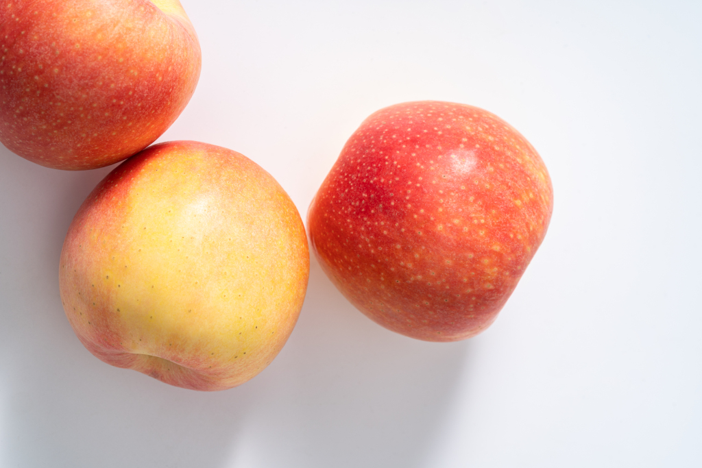 又大又圆的红苹果高清图版权图片下载