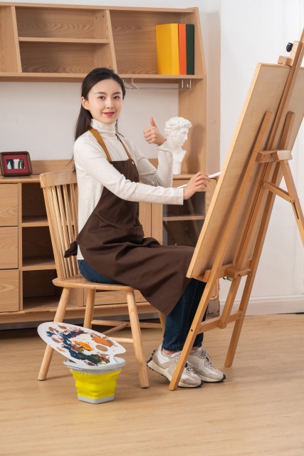 丙烯画课堂教学图