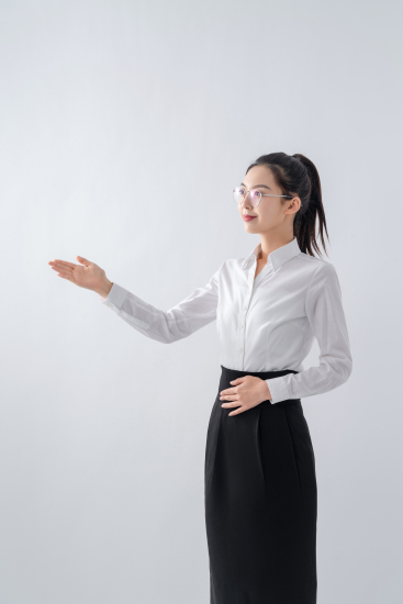 穿职业装的人民教师高清图