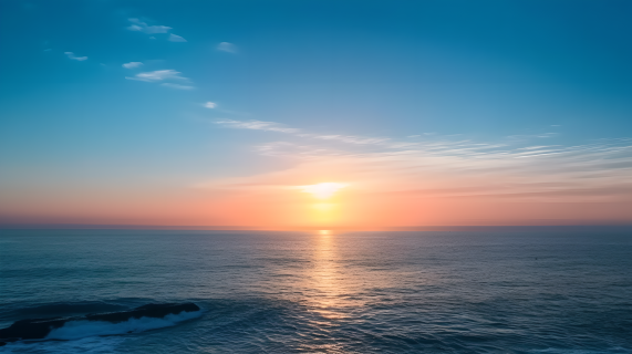 海上日出美轮美奂的摄影图