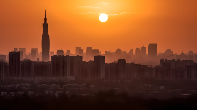 太阳升起的城市天际线摄影图片