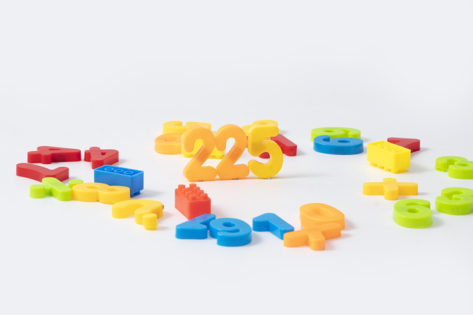 彩色积木数字225高清图