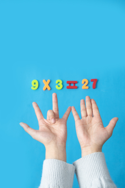 小朋友数学教育益智玩具高清图