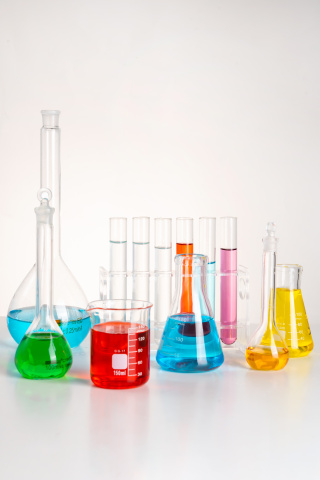 正在做实验的玻璃器材高清图