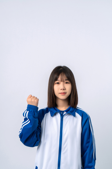 宣誓半身女高中实拍图