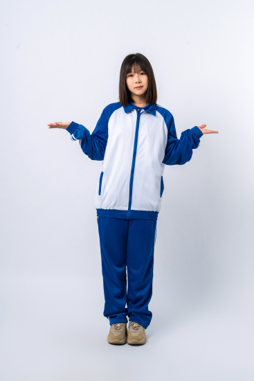 不知道思考的女高中生实拍图