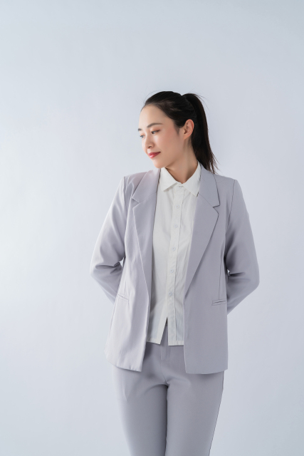 职业精英职场女性实拍图