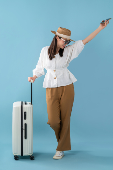 女孩的旅行日记图