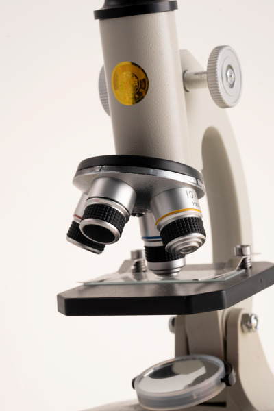 科学实验器材显微镜实拍图