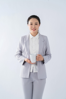时尚得体职场女性实拍图