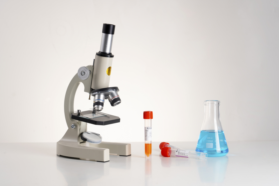 做实验必备显微镜实拍图