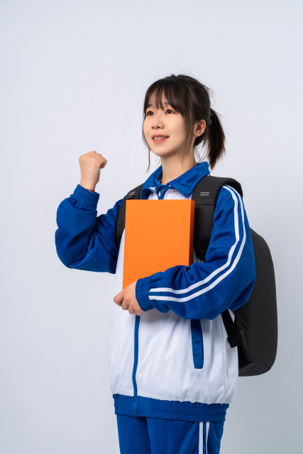 动力满满的女高中生实拍图