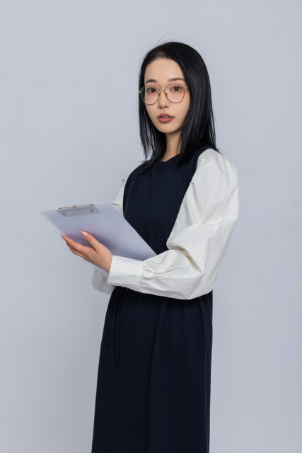 职业女性半身形象照