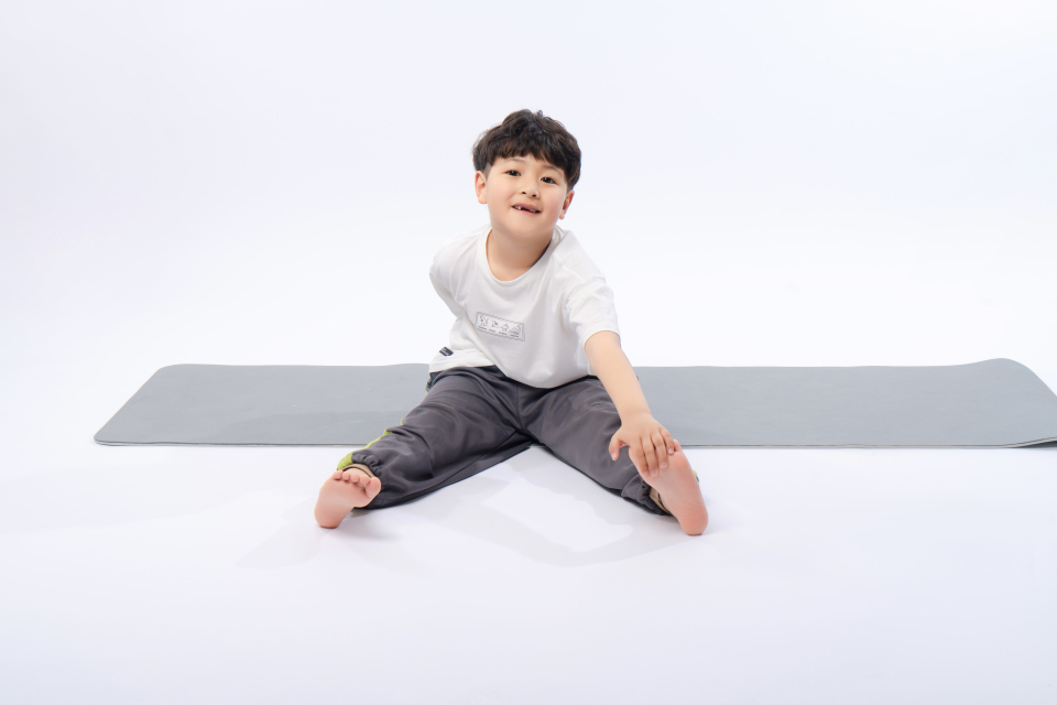 锻炼的小学生实拍图