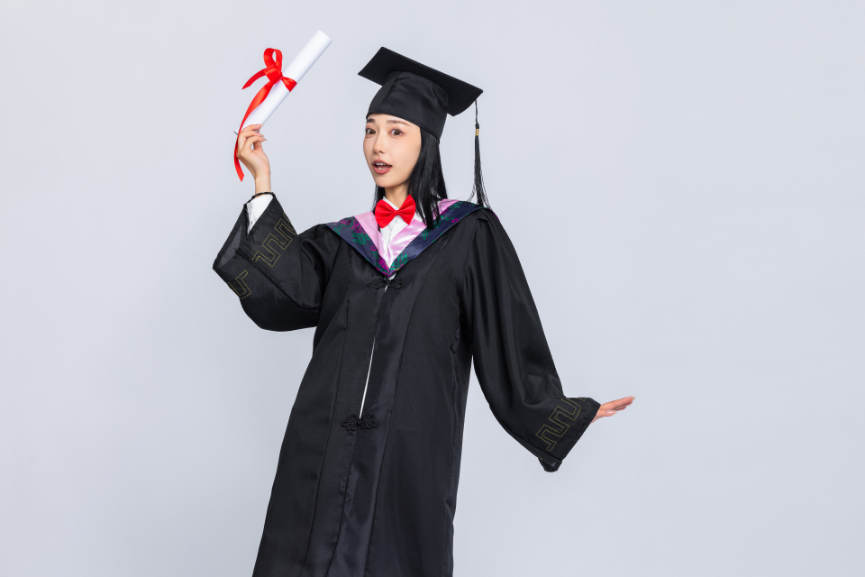 毕业季女孩高清图