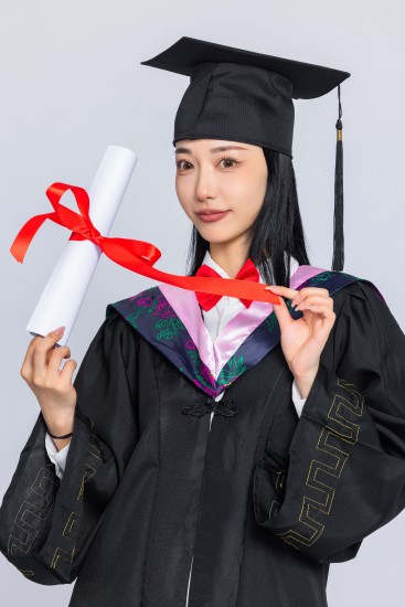 可爱女孩毕业季高清图