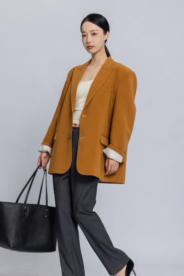 直率随和的中学教师高清图