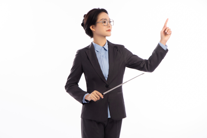 戴眼镜的女教师摄影图