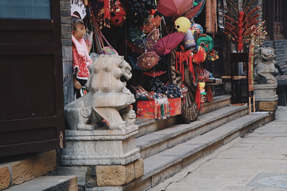 生活气息满满的古镇高清图