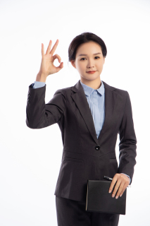 穿西装比OK的白领高清图