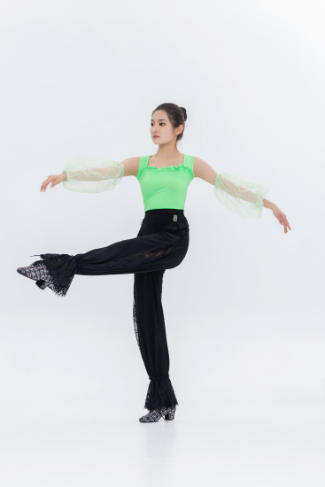 初学者舞蹈展示高清图