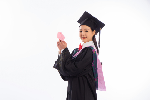 庆祝毕业的个人写真高清图