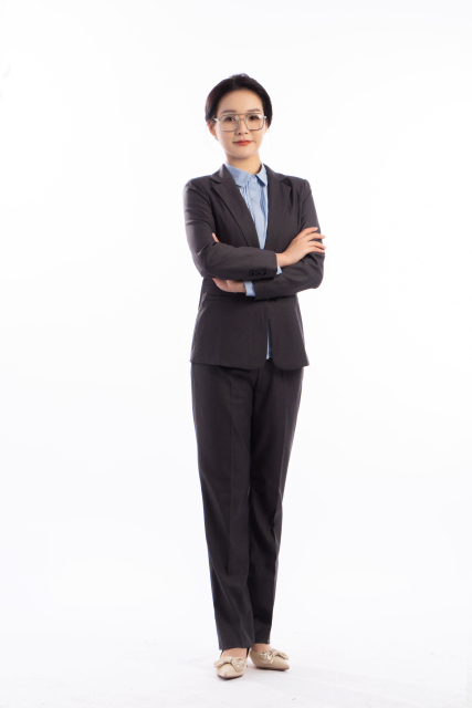 知性的西装女白领高清图