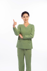 绿色手术服女医生单手点赞高清图