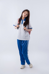 努力学习的女孩图片