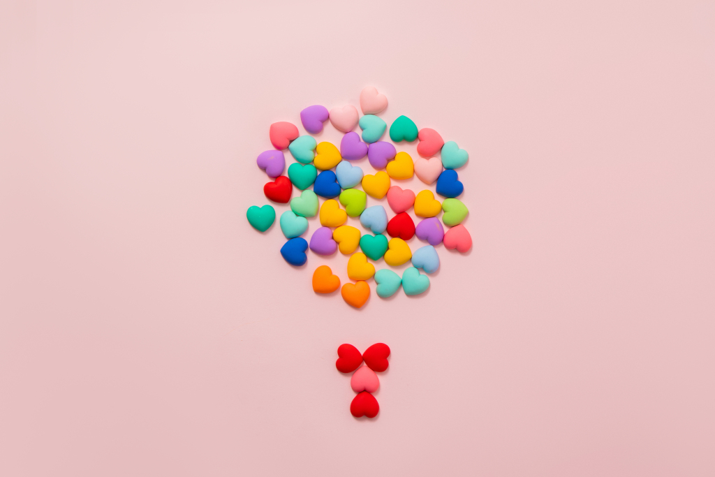 可爱心形气球创意摄影图版权图片下载