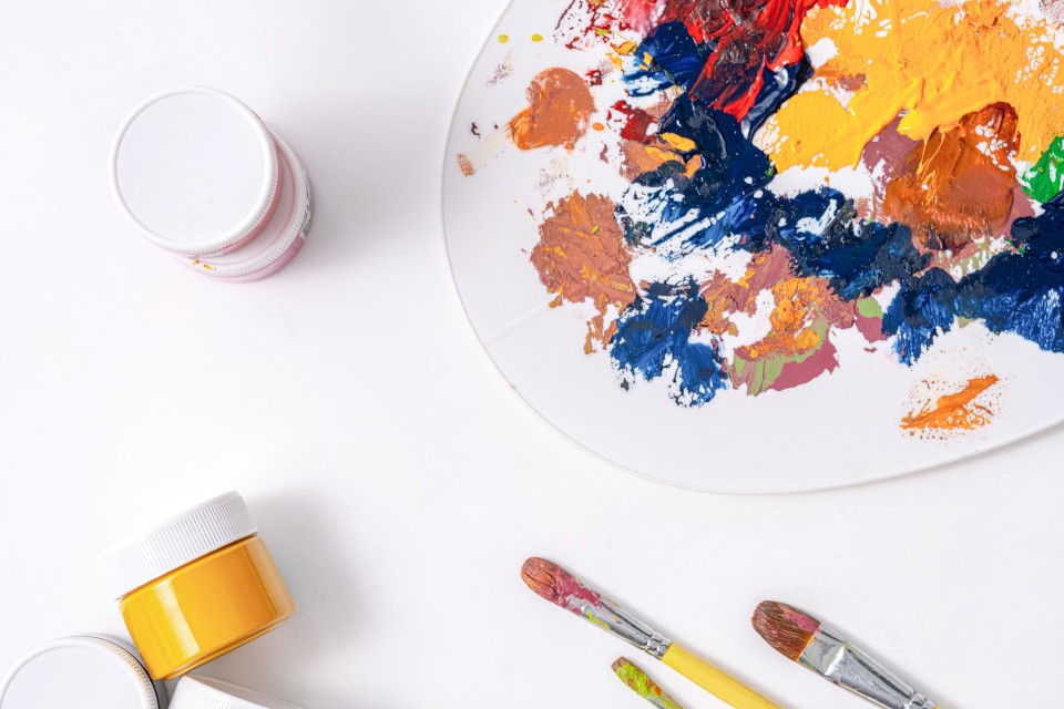 美术学生调色用品实拍图