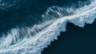 大海波涛汹涌的海浪图片