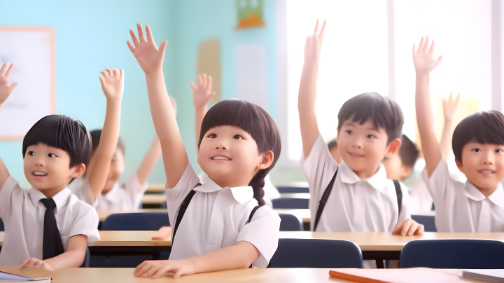 亚洲小学生举手回答课堂问题摄影版权图片下载