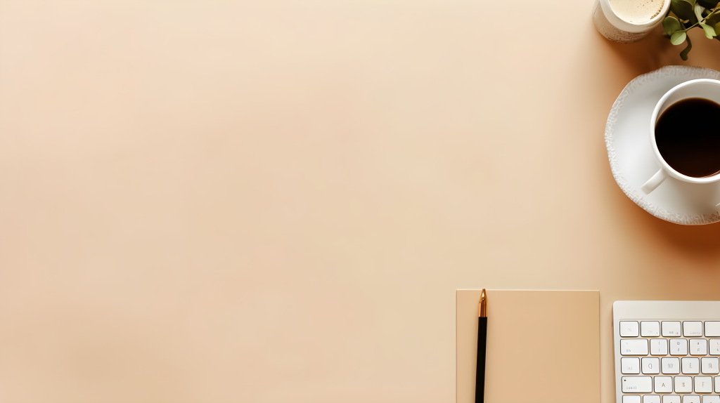 简约风格咖啡茶杯键盘办公用品摄影图片