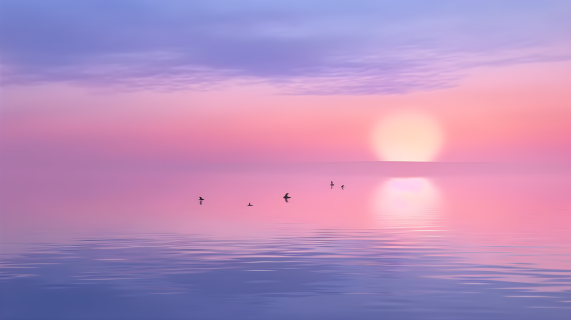 水边日出的空灵极简摄影图