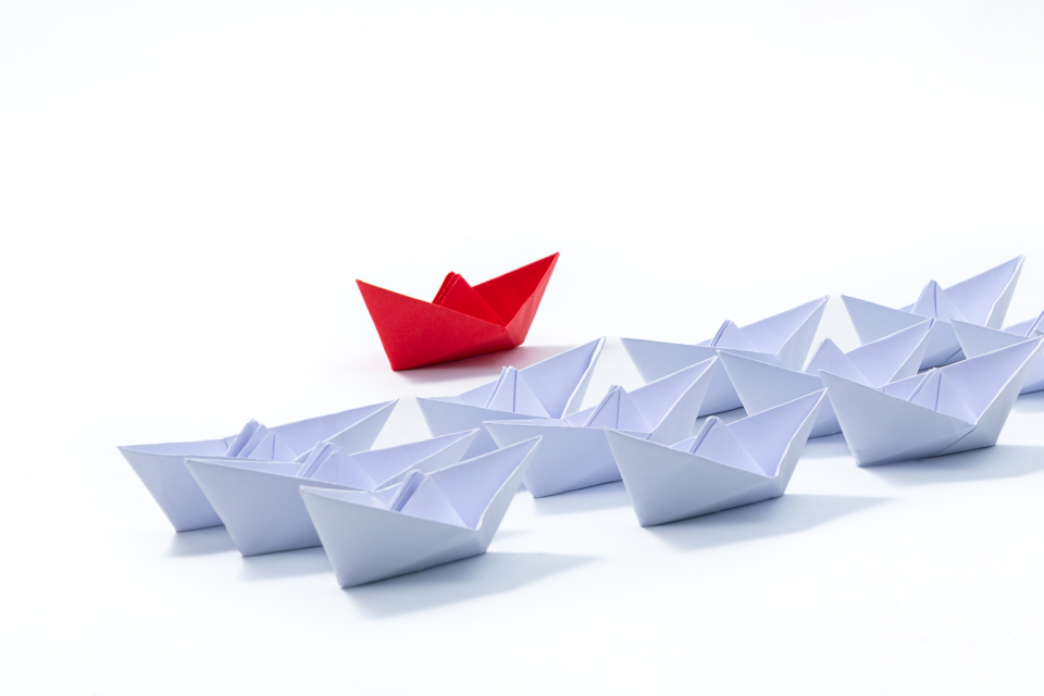 彩色手工创意折纸摄影图