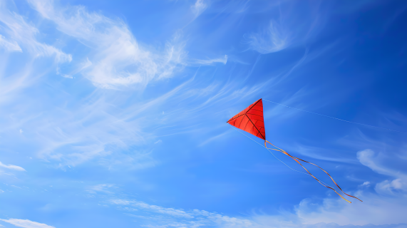 放风筝自由飞翔图片