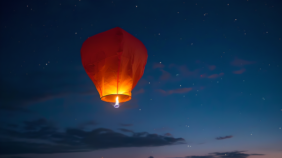 孔明灯蓝色星空图片