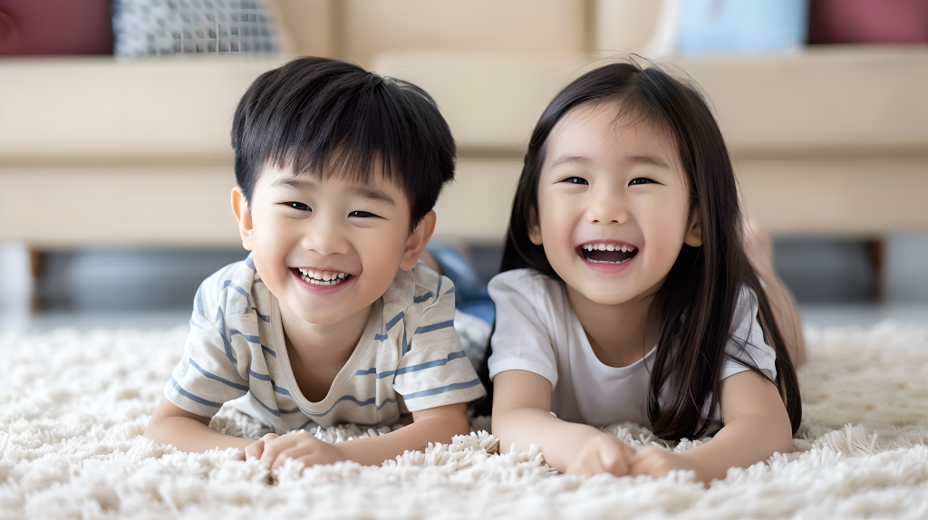 儿女双全快乐玩耍版权图片下载