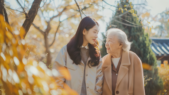 秋季花园散步敬老图片