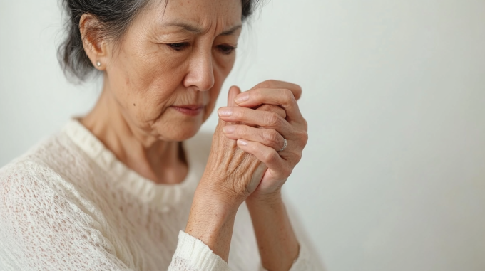 风湿免疫老人关节炎图片