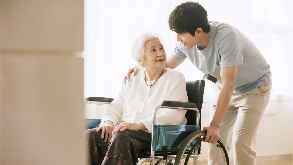 老人轮椅护理版权图片下载