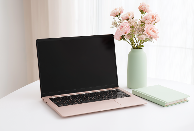 粉色笔记本花瓶高清图